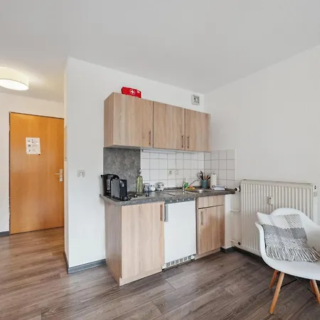 Suiteable Living - Innenstadt/fast Wifi/tv