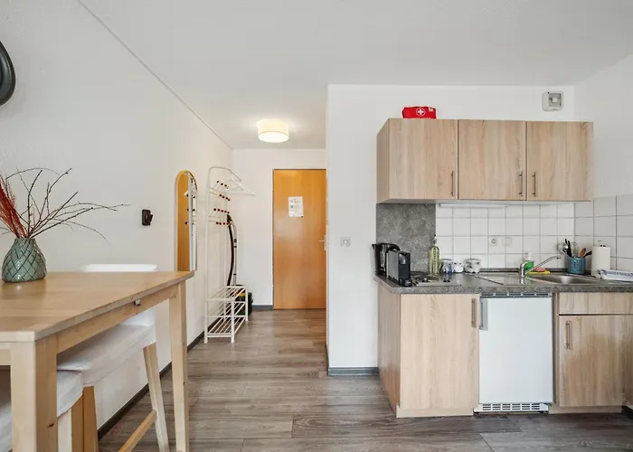 Appartamento Sali Homes - Hs3 Cozy Near Train Station With Terrace, Garden View & Free Wi-fi *